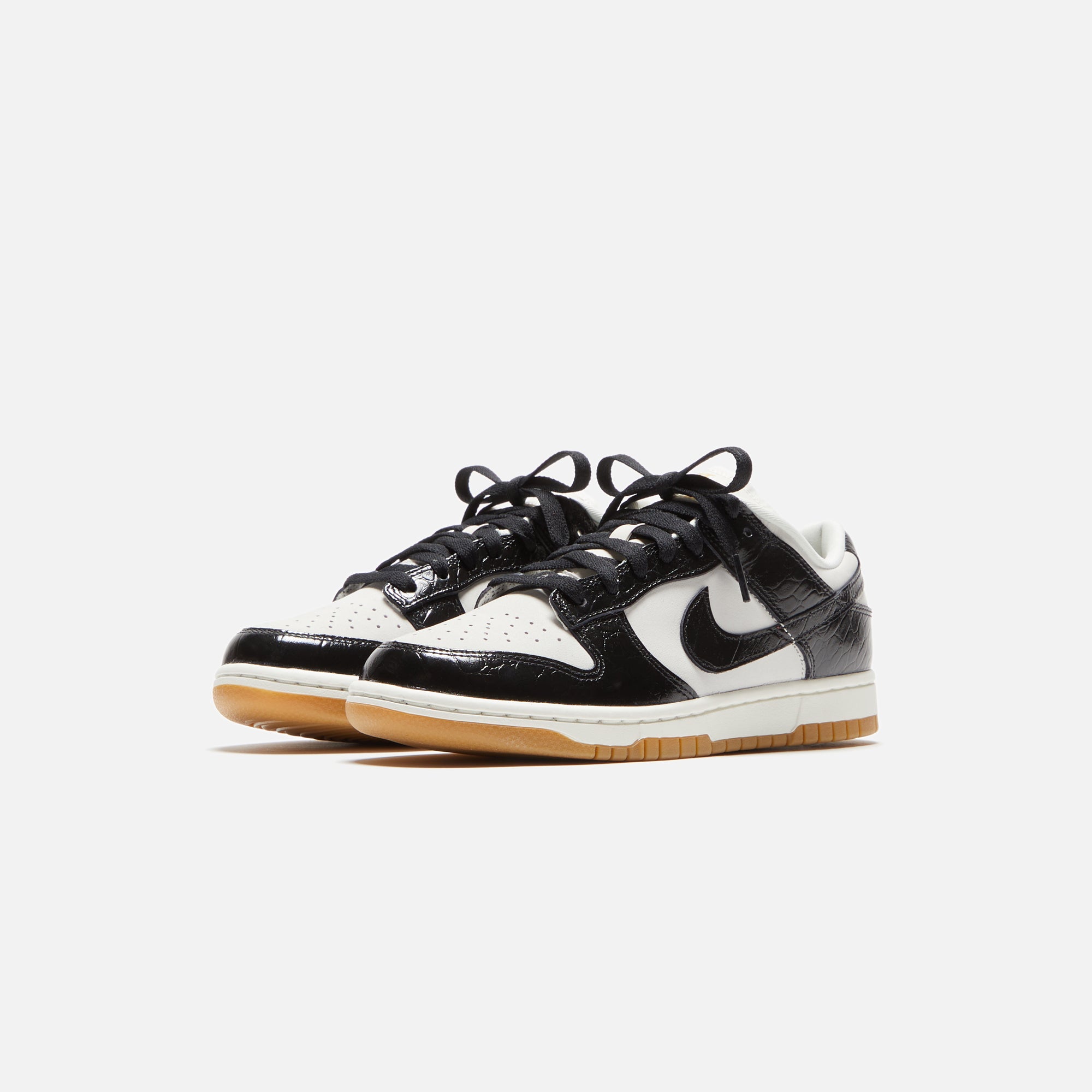 Nike WMNS Dunk Low Retro - Phantom / Black / Sail / Gum Light Brown