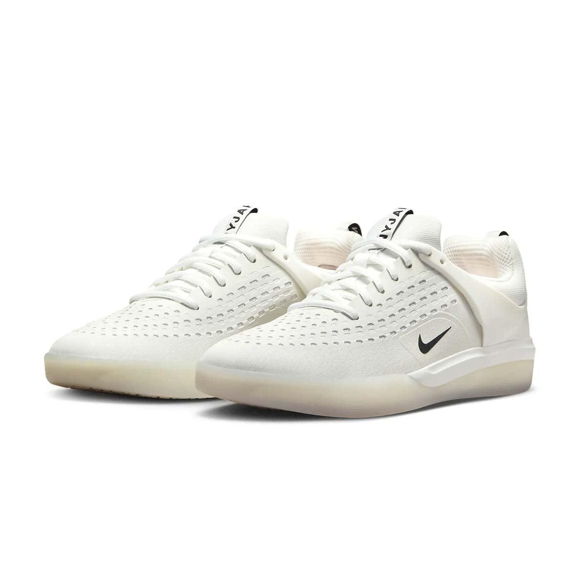 Zoom Nyjah 3 'Summit White'