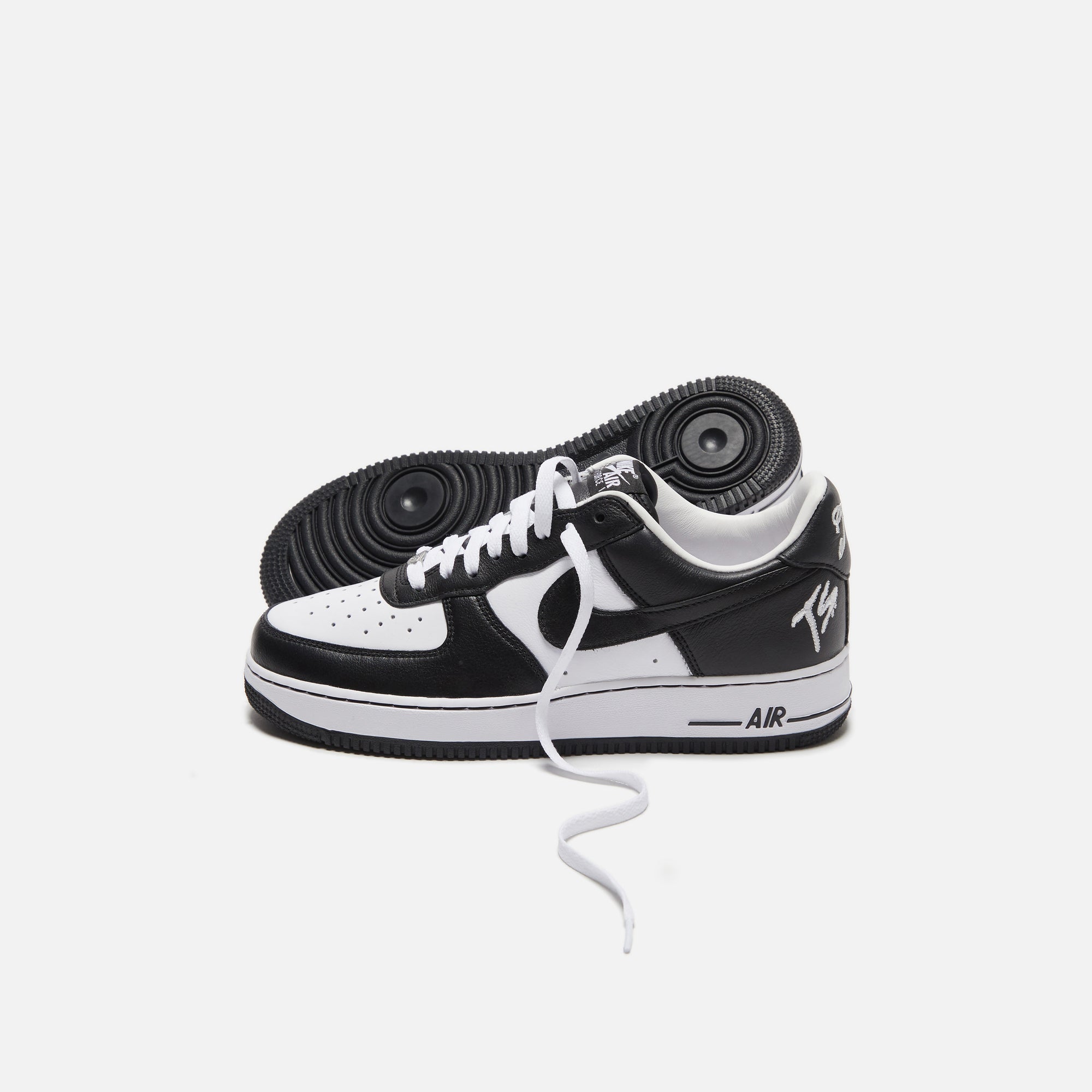 Nike x Terror Squad Air Force 1 Low - White / Black