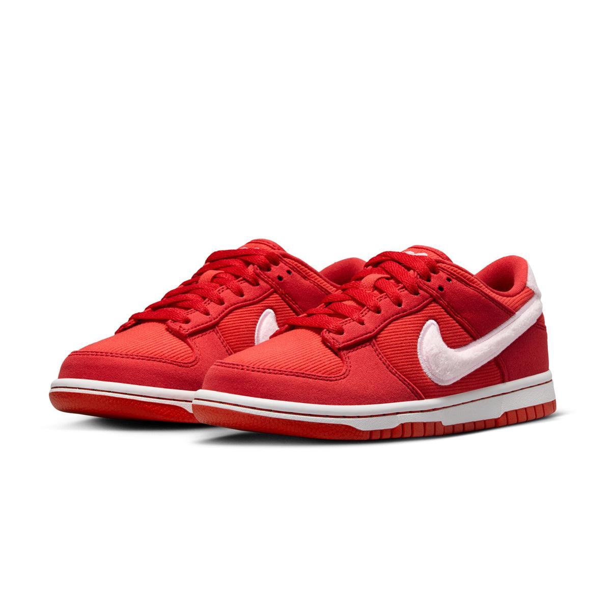 Kids Dunk Low 'Valentine’s Day'