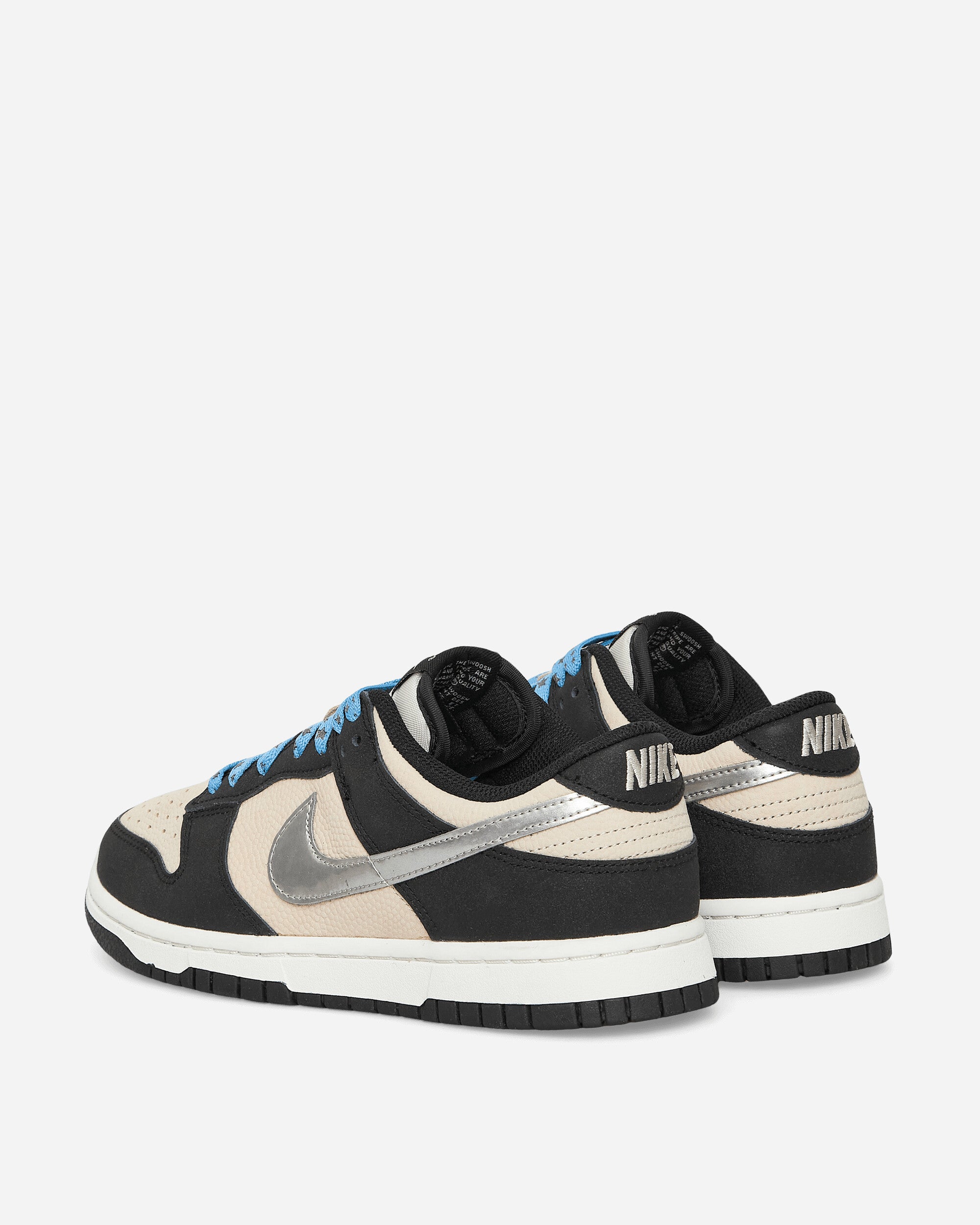 WMNS Dunk Low Sneakers Light Orewood Brown