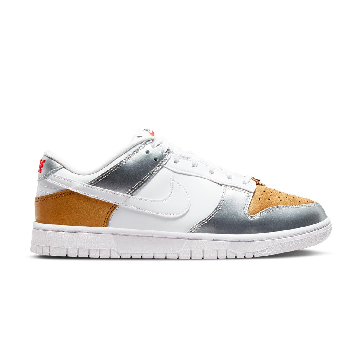 Wmns Dunk Low SE 'Heirloom'