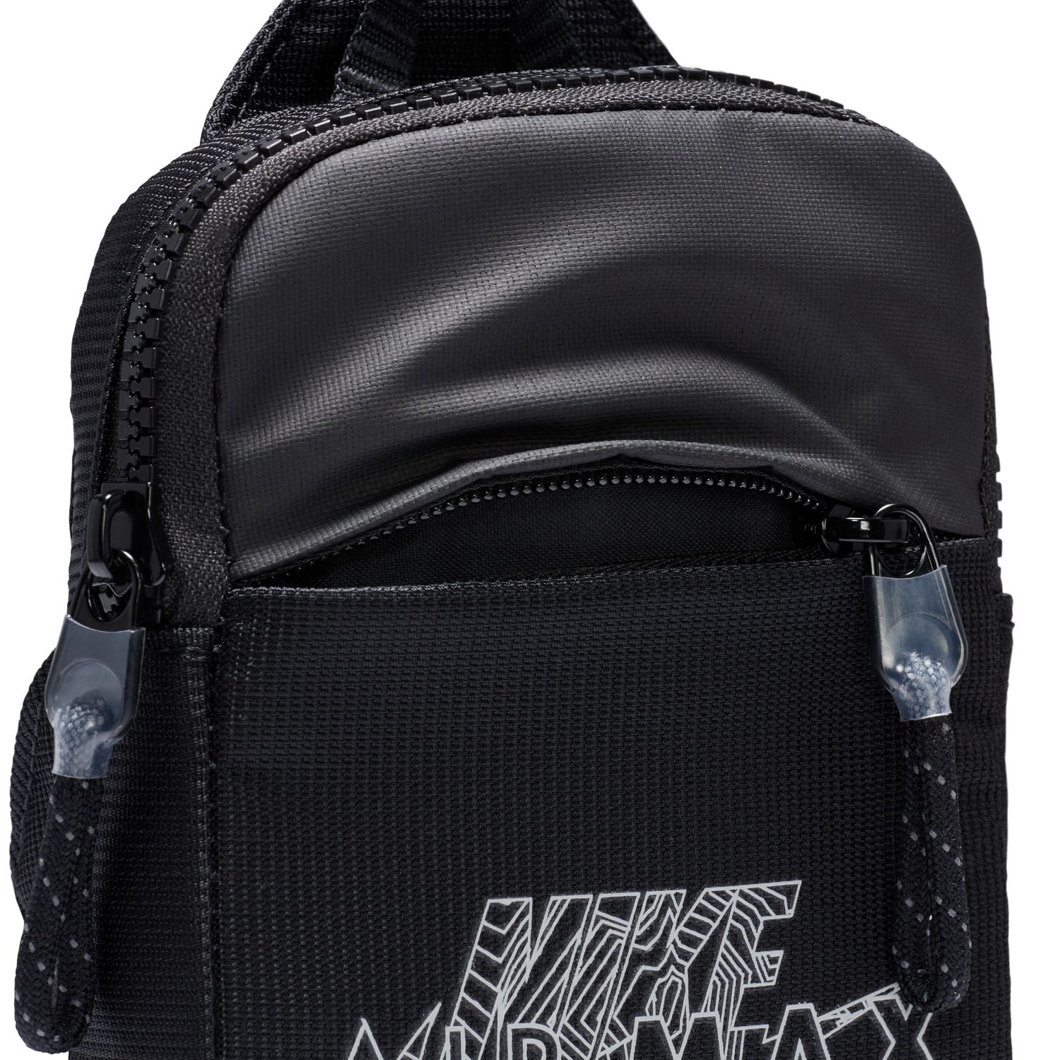 Sportswear Essential Cross-Body Bag 'Black'