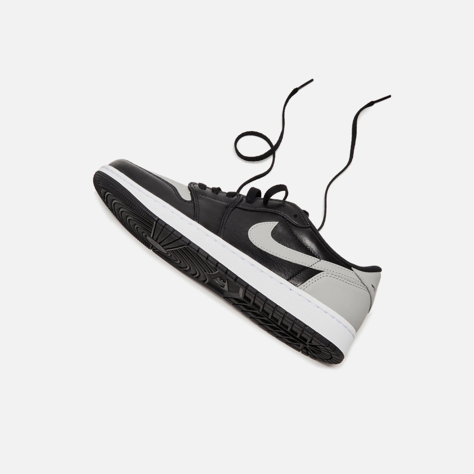 Nike Air Jordan 1 Low OG - Black / Medium Grey / White