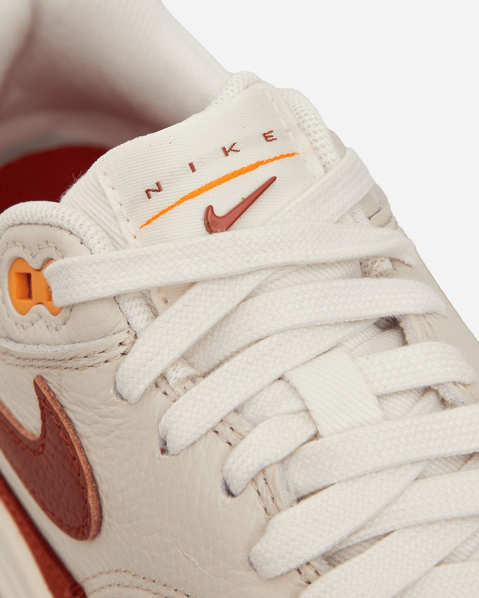 WMNS Air Max 1 Sneakers Sail / Rugged Orange