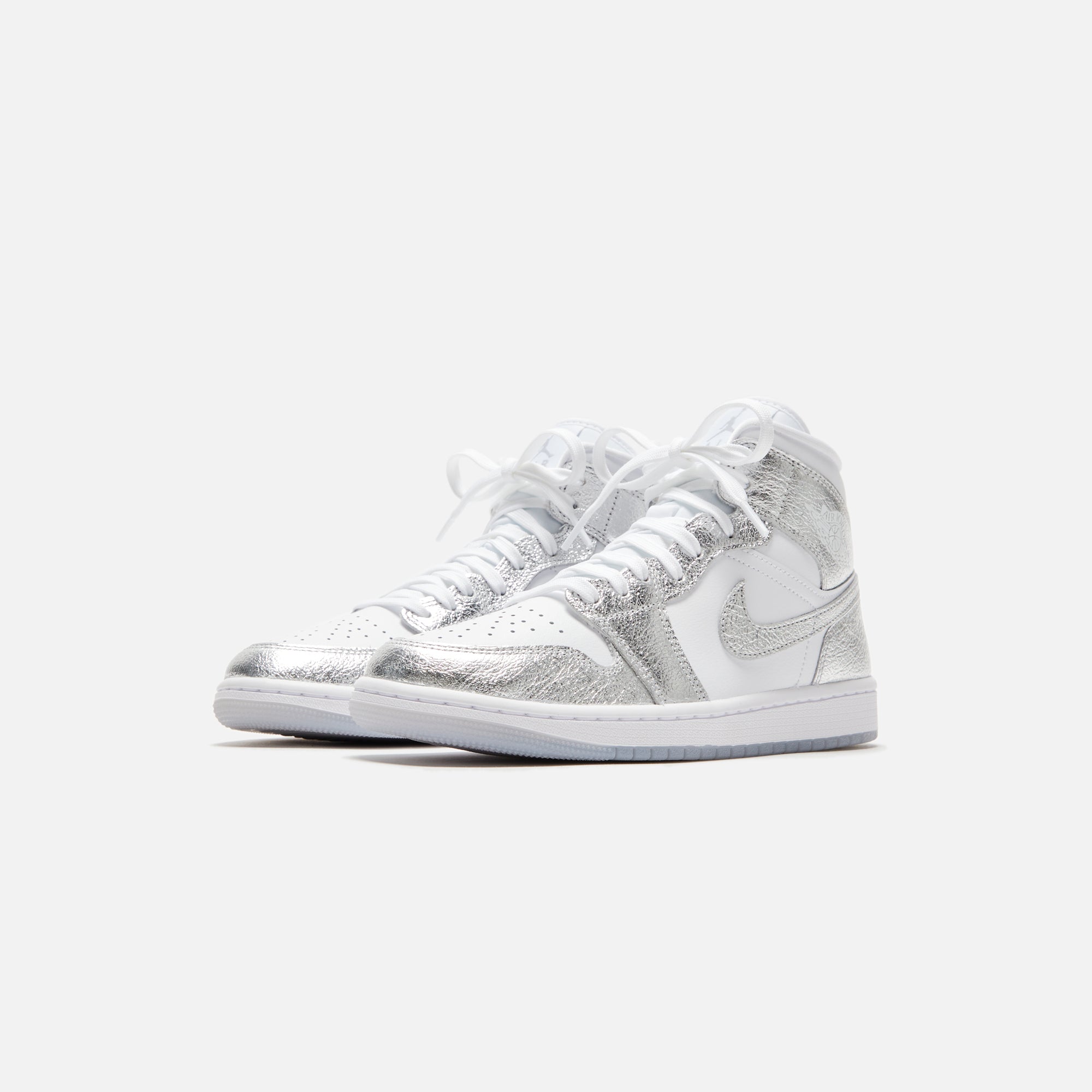 Nike WMNS Air Jordan 1 Mid SE - White / Metallic Silver