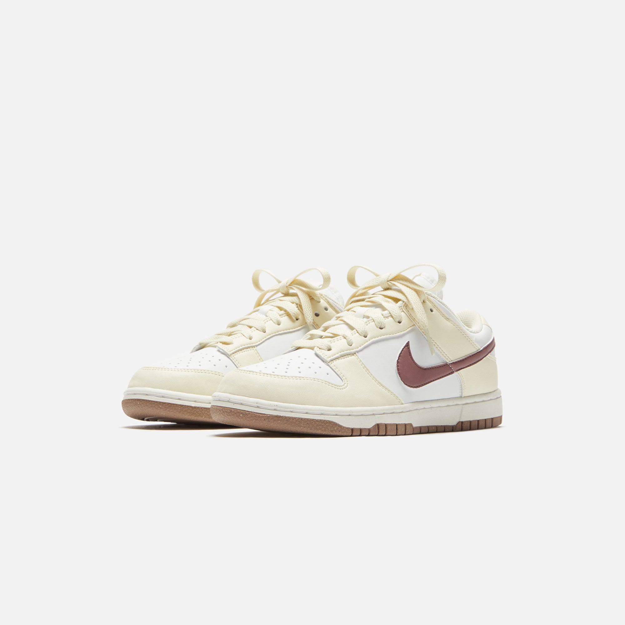 Nike WMNS Dunk Low Next Nature - Coconut Milk / Smokey