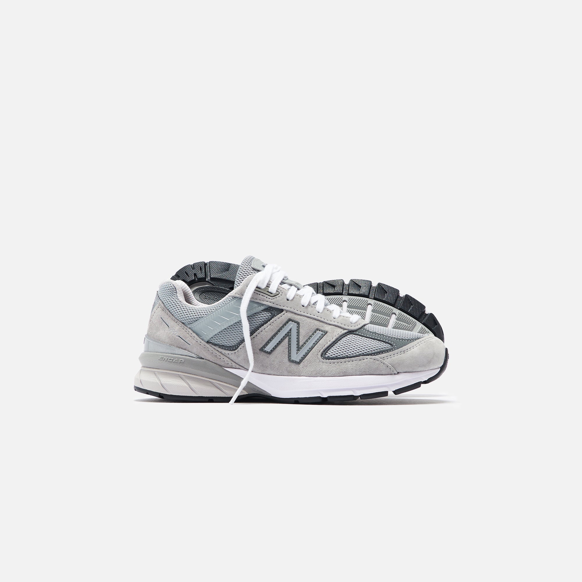 New Balance Made in USA 990v5 - Grey / Castlerock