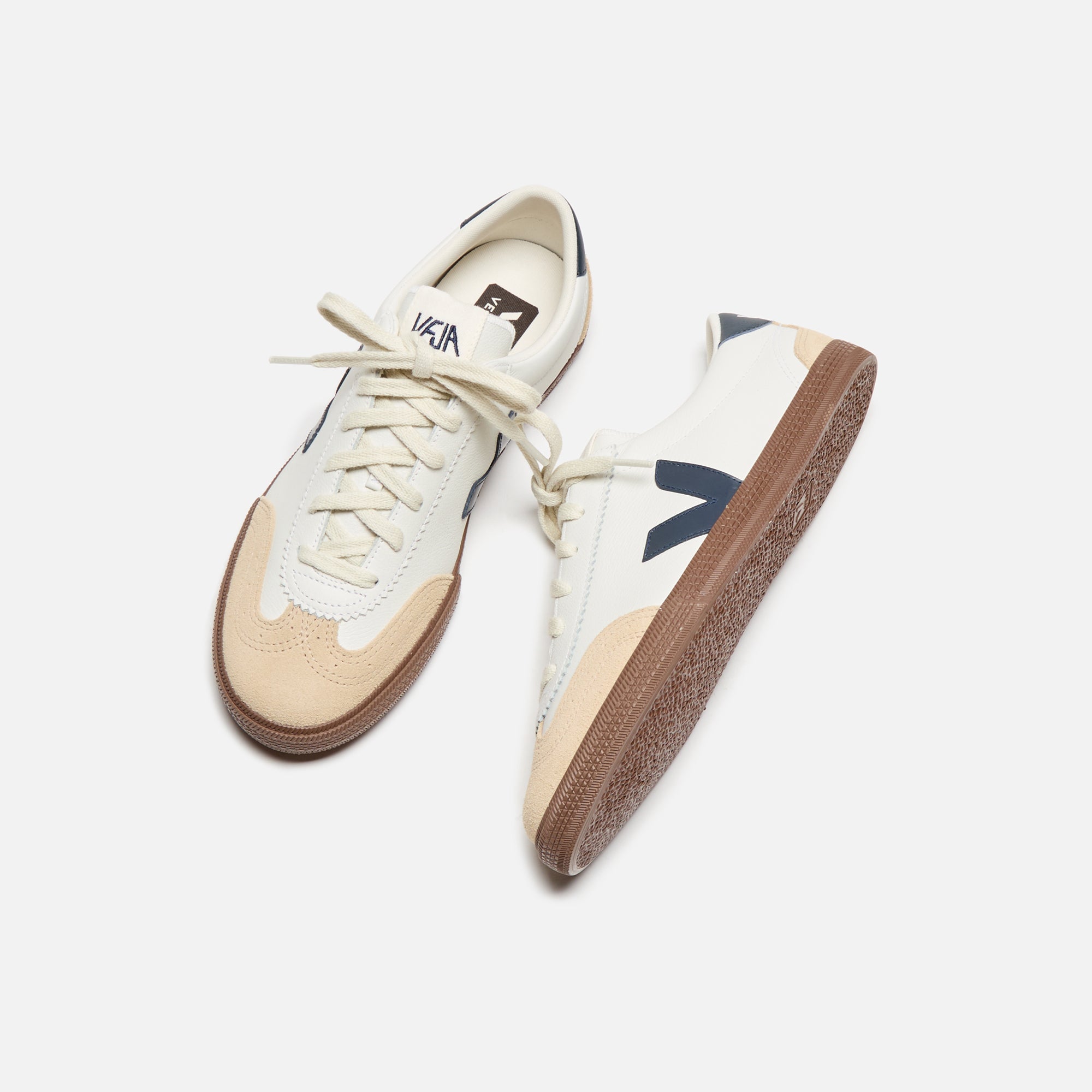 Veja Volley - White Nautico / Bark