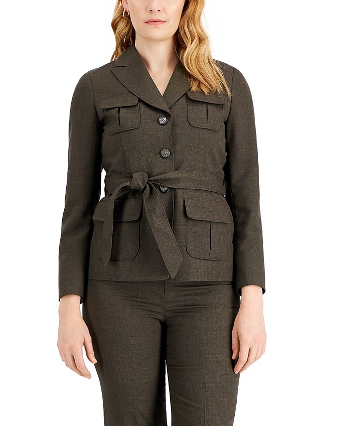 Women's Belted Jacket Pantsuit， Regular and Petite Sizes