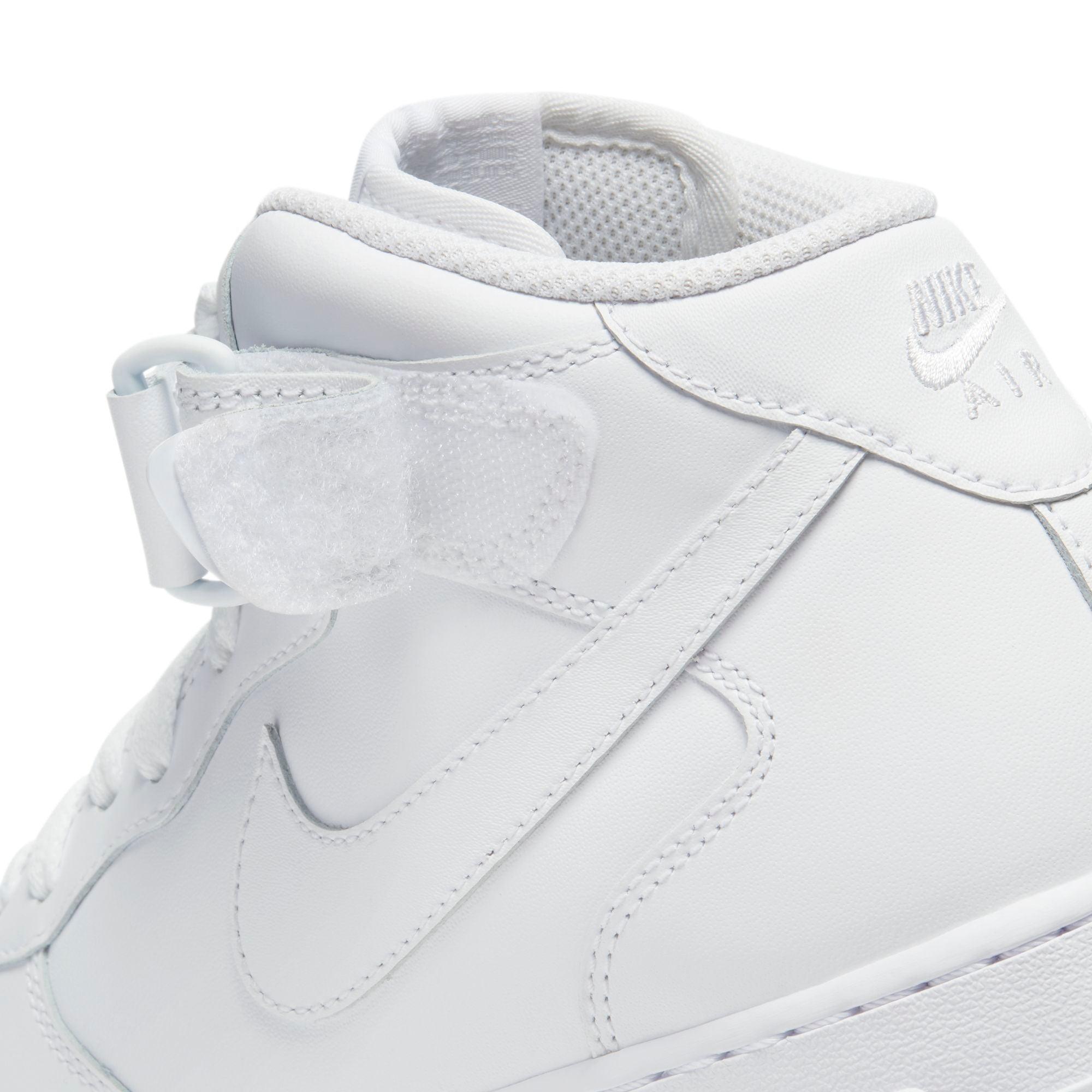 Wmns Air Force 1 '07 Mid 'Triple White'