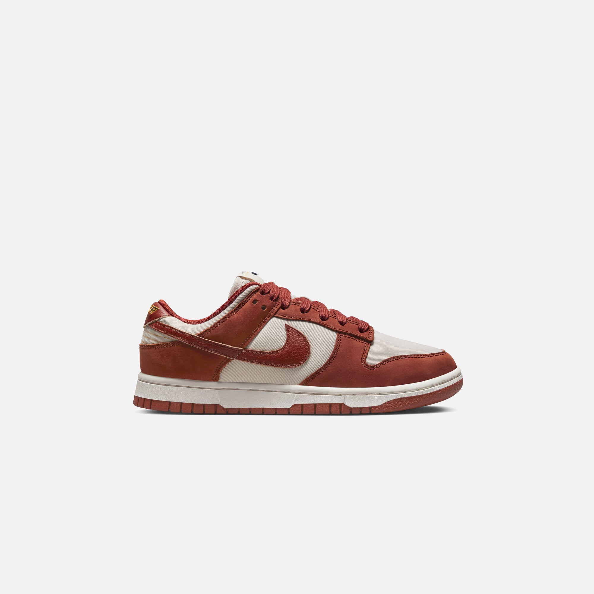 Nike WMNS Dunk Low LX - Orewood Brown / Rugged Orange