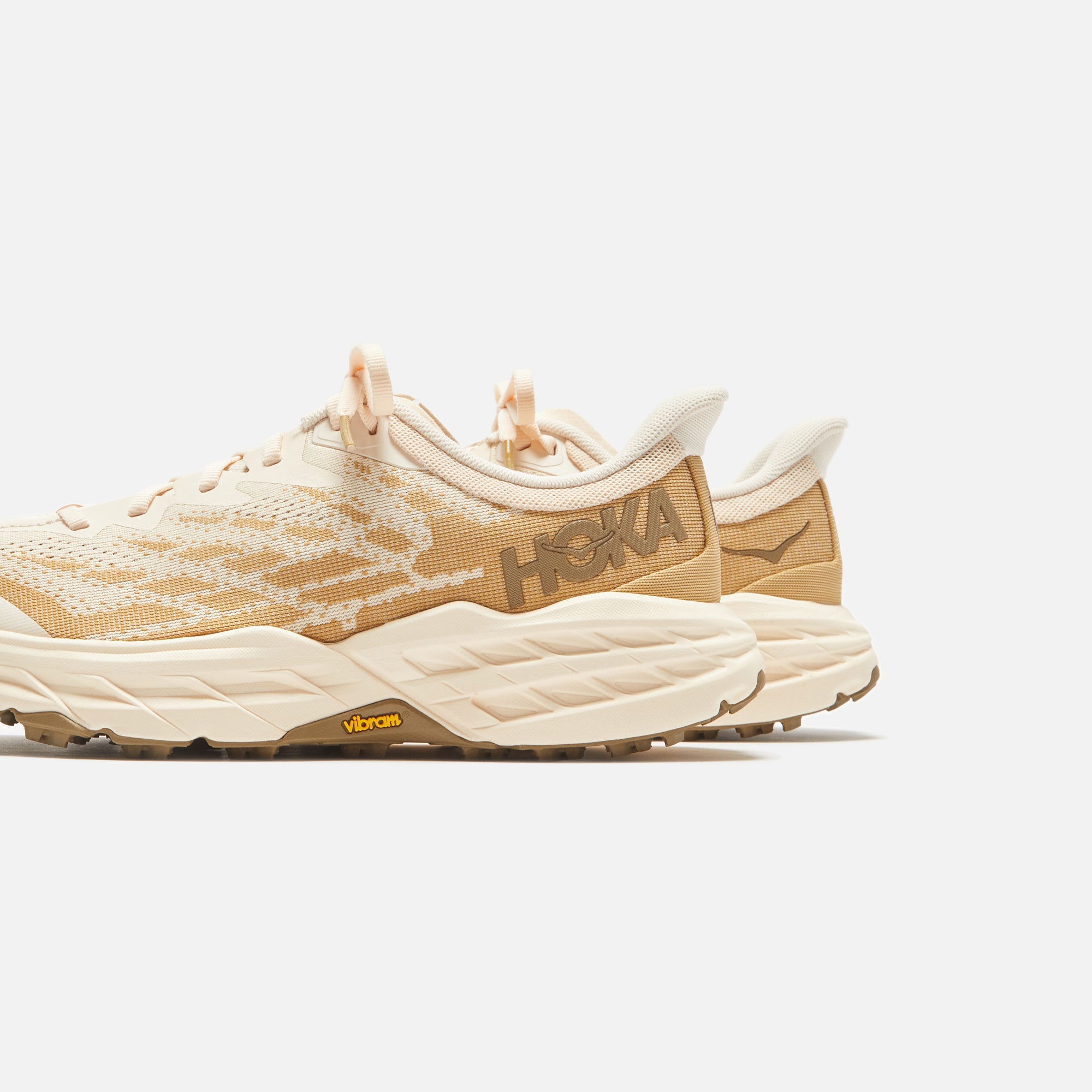 HOKA Speedgoat 5 - Vanilla / Wheat