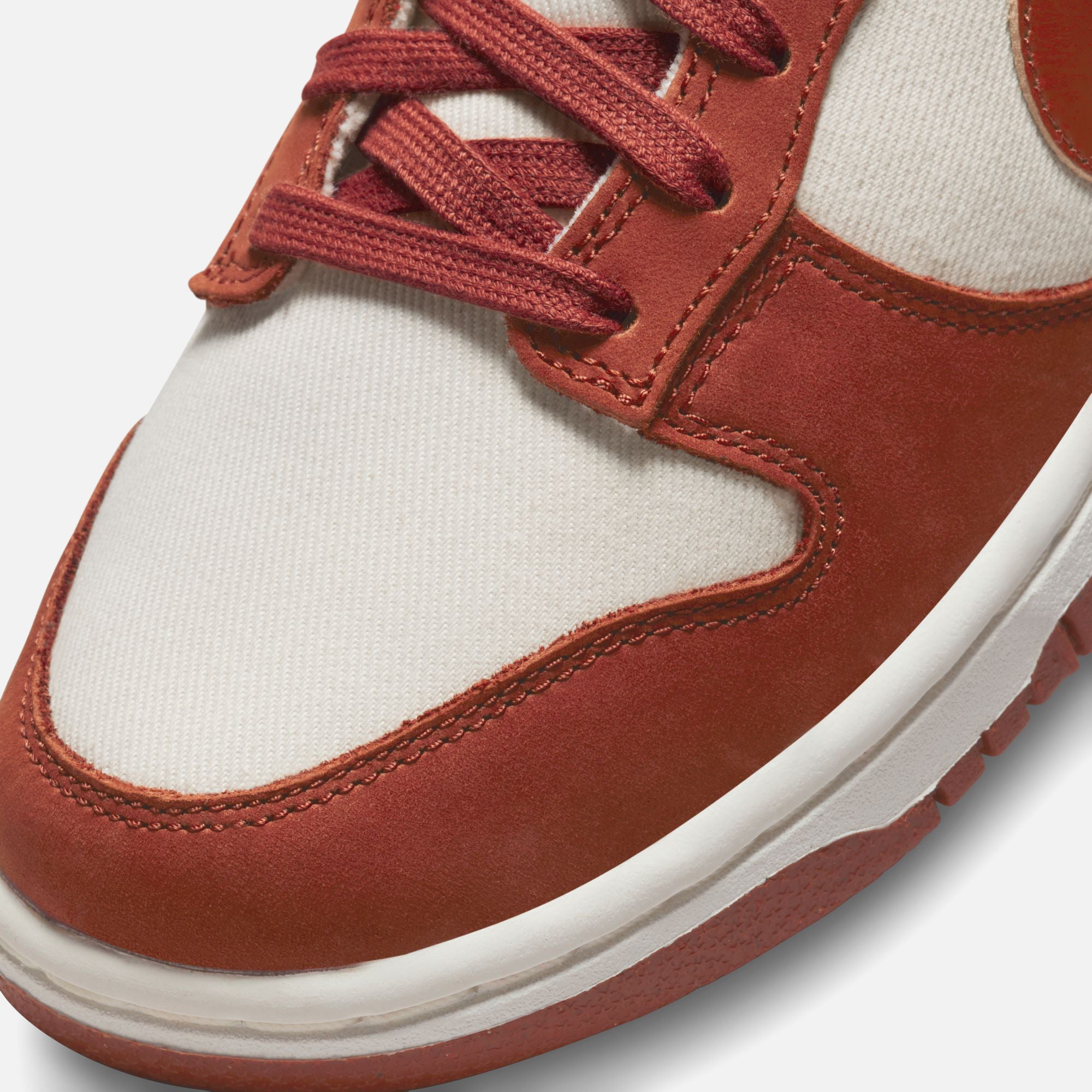 Nike WMNS Dunk Low LX - Orewood Brown / Rugged Orange