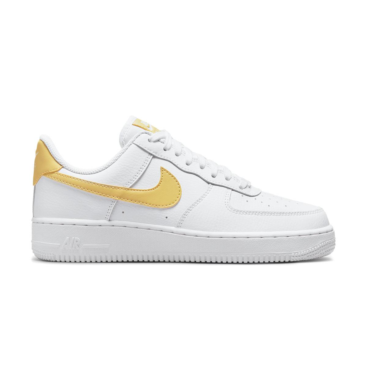 Wmns Air Force 1 '07 'White Saturn Gold'