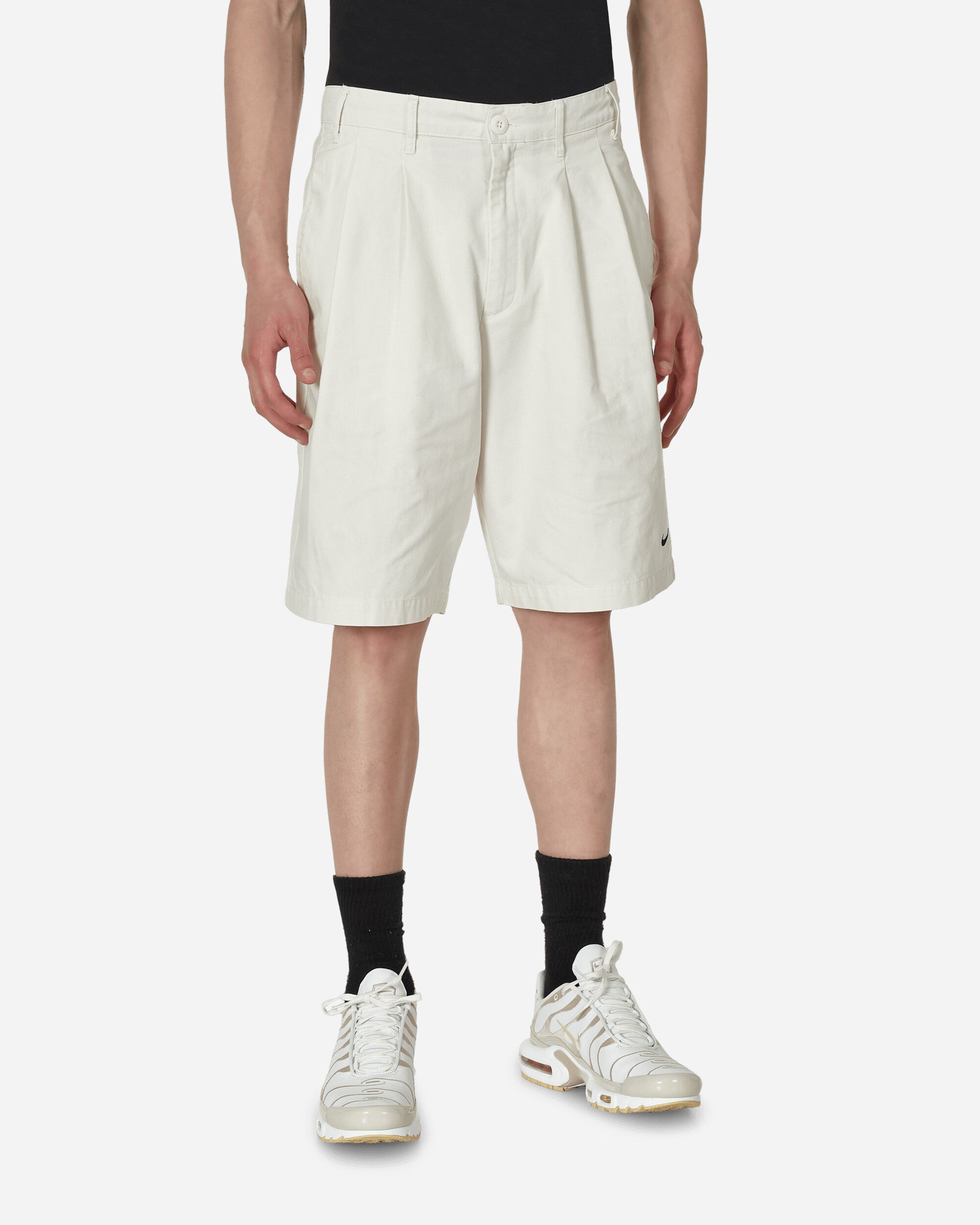 Pleated Chino Shorts Phantom