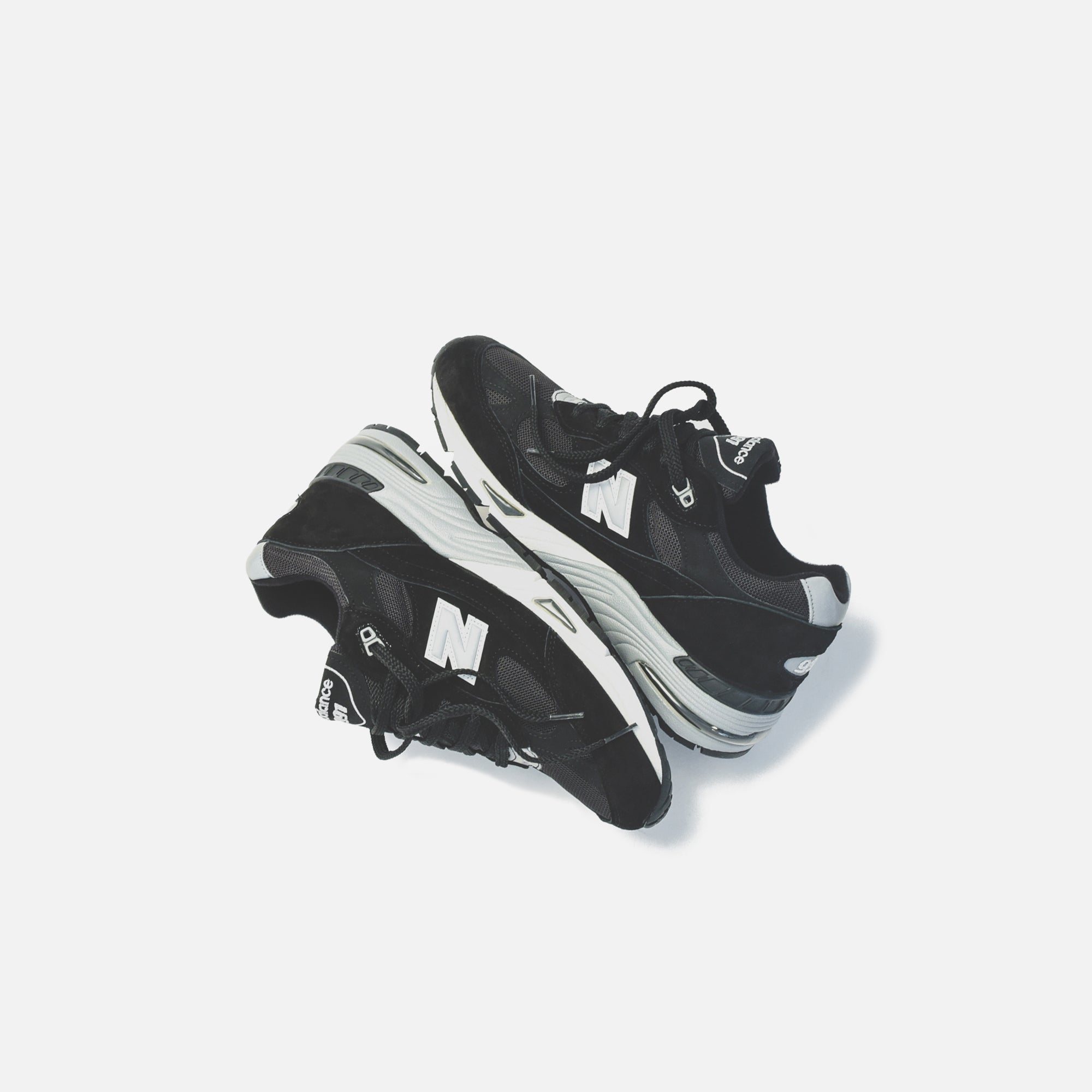 New Balance Made in UK 991 - Black / White