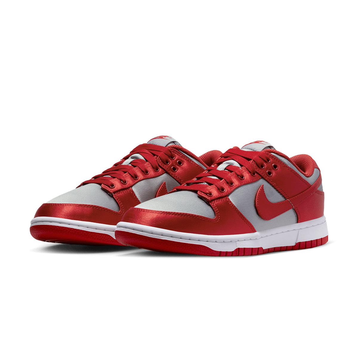 Wmns Dunk Low 'Satin UNLV'