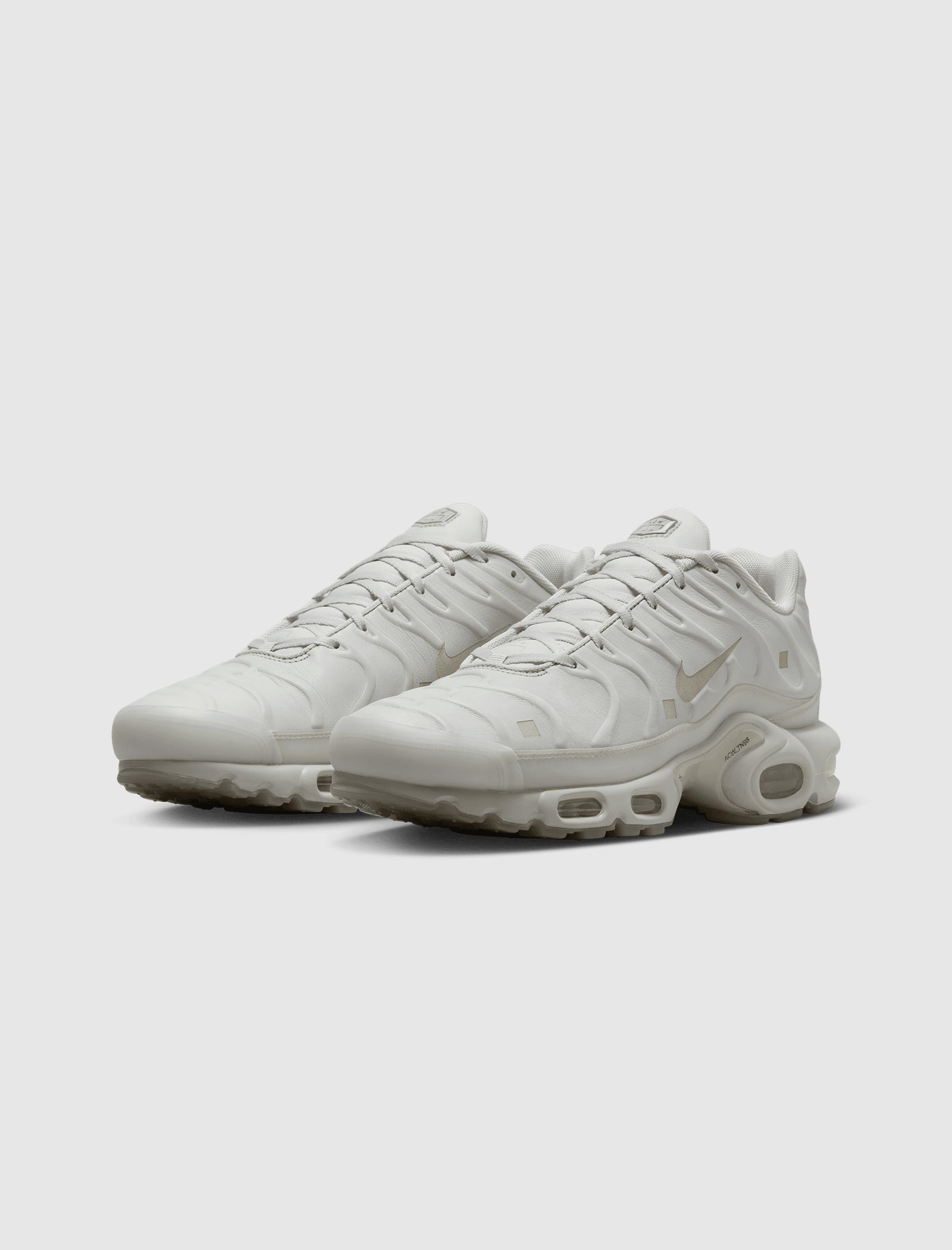 AIR MAX PLUS X A-COLD-WALL 