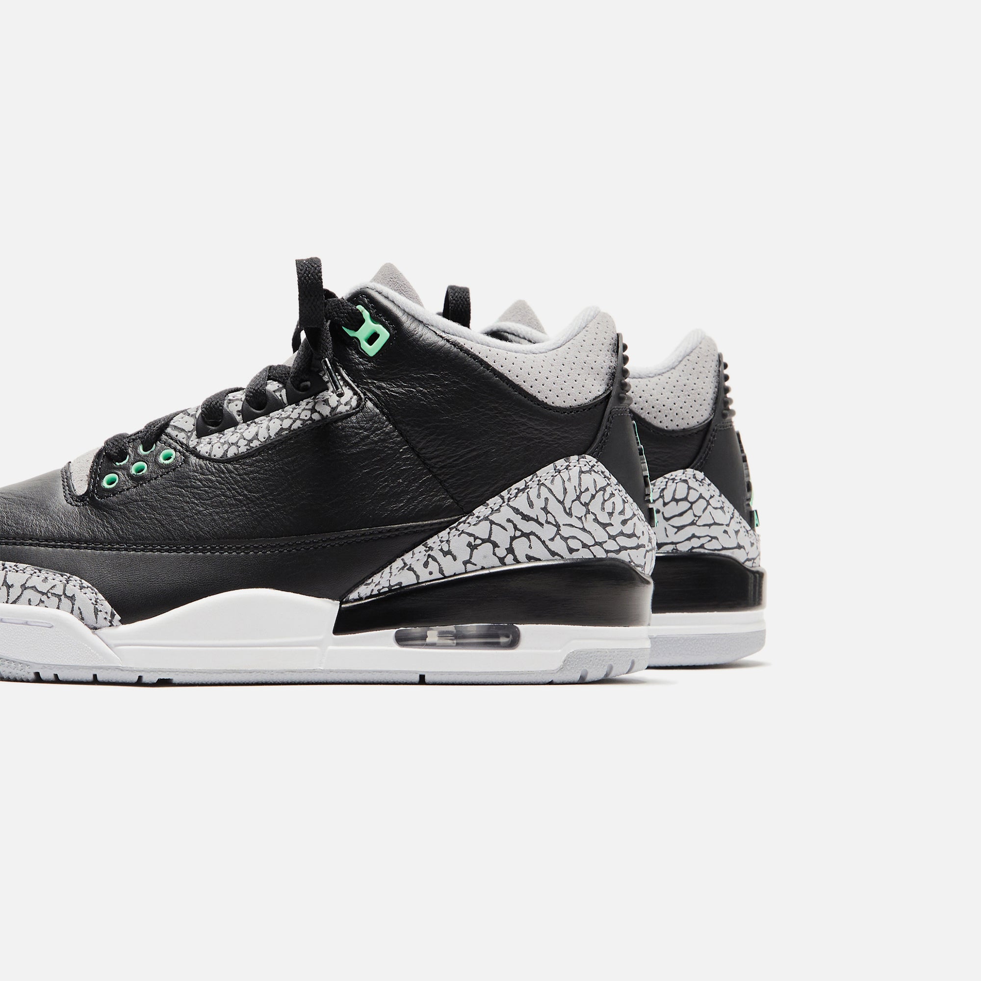 Nike Air Jordan 3 Retro - Black / Green Glow / Wolf Grey / White