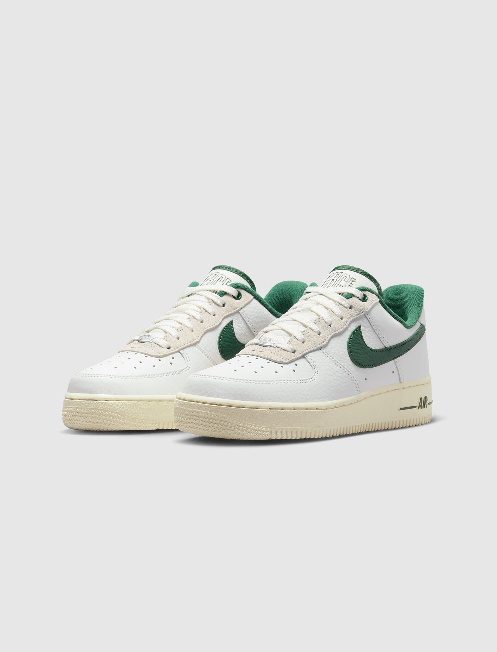 WOMEN'S AIR FORCE 1 '07 LX COMMAND FORCE 