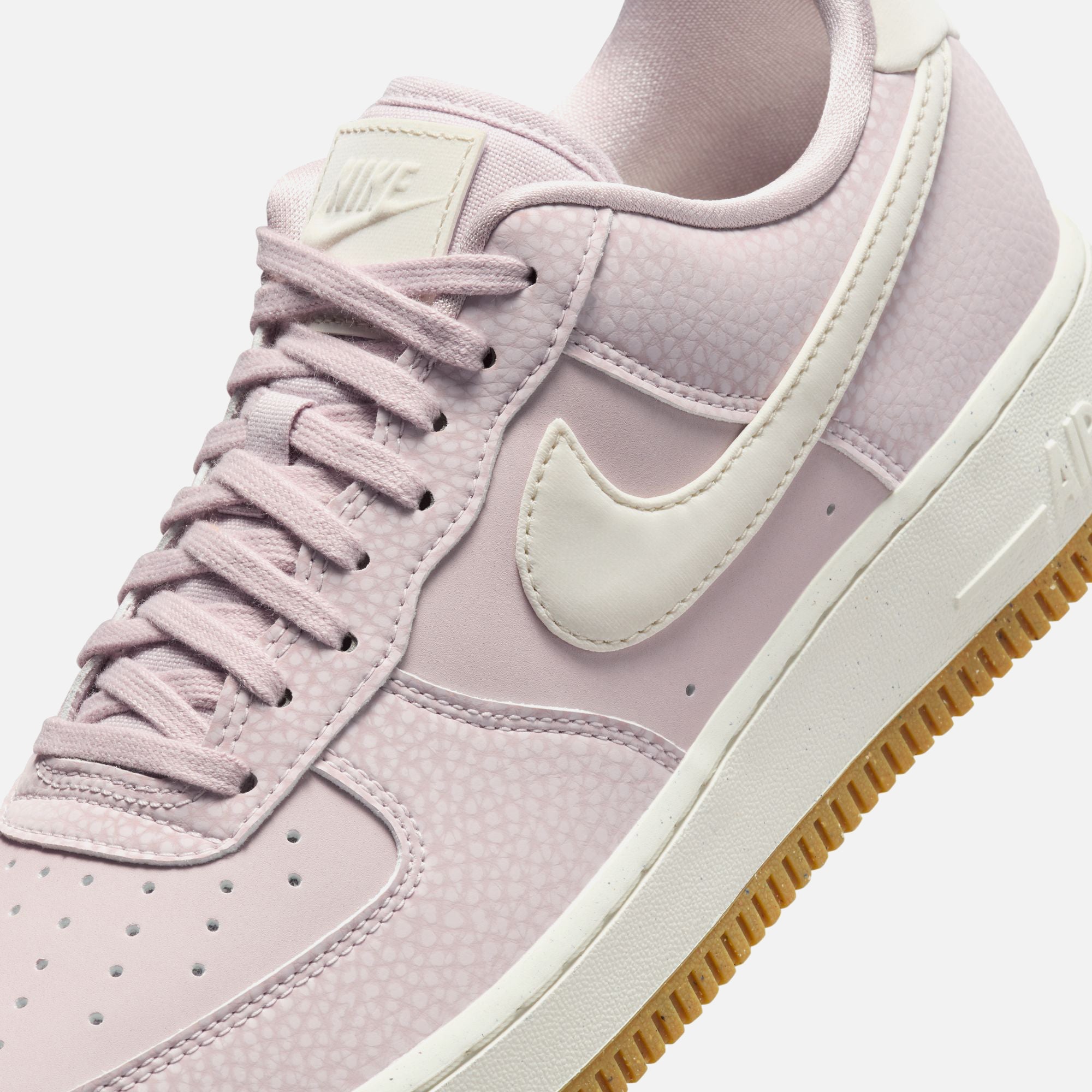 Nike WMNS Air Force 1 Low - Light Bone / Platinum Violet / Gum Light Brown