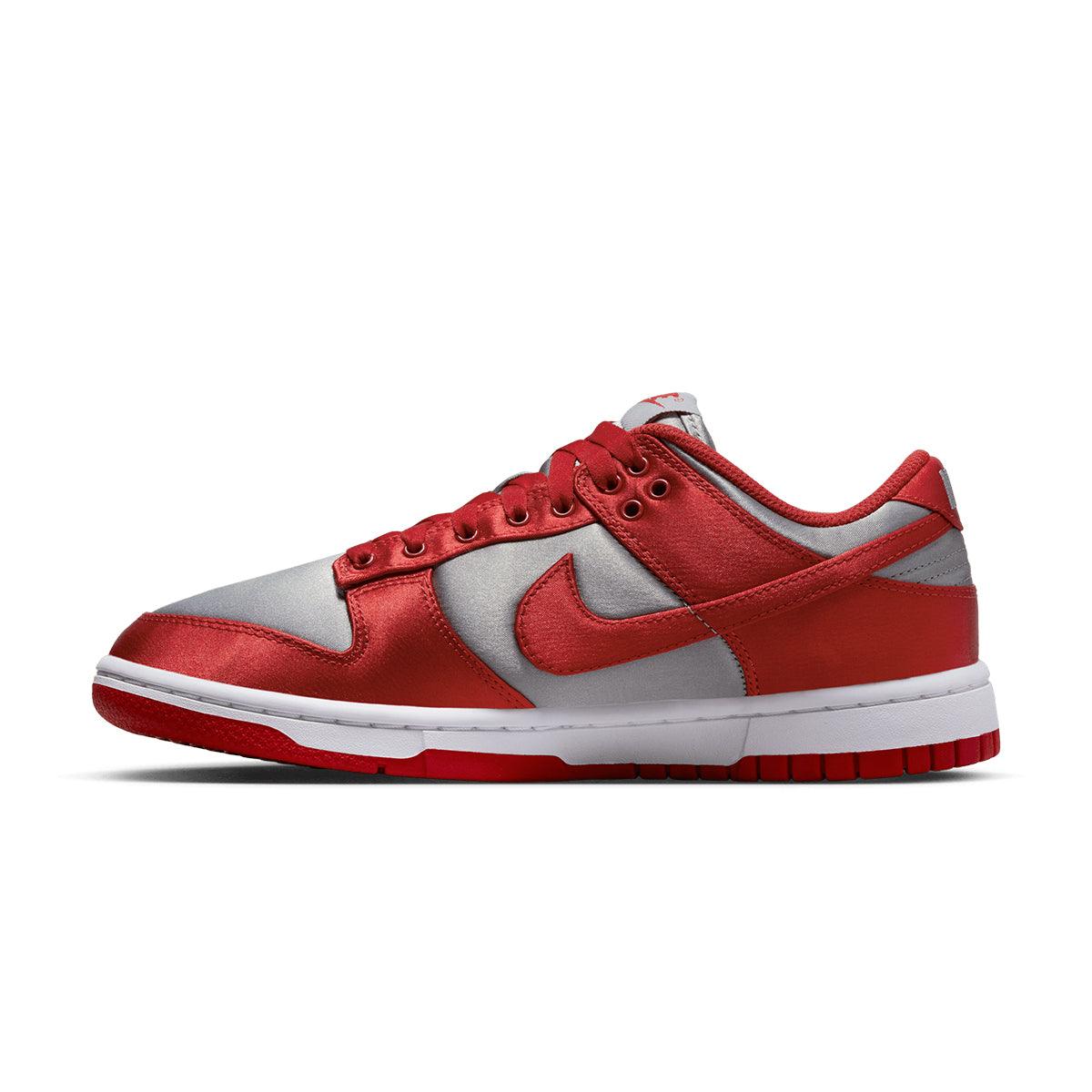 Wmns Dunk Low 'Satin UNLV'