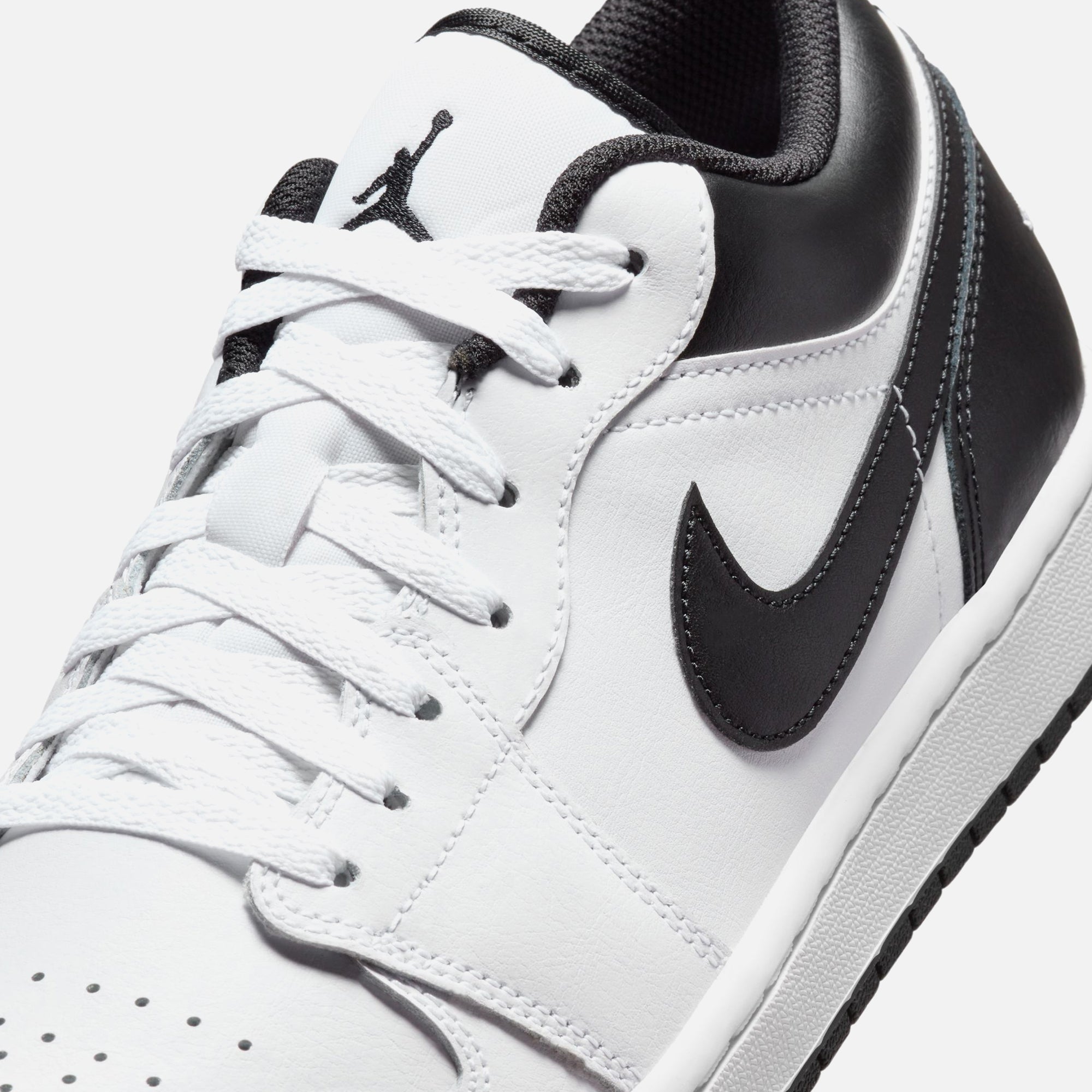 Nike Air Jordan 1 Low - White/ Black / White