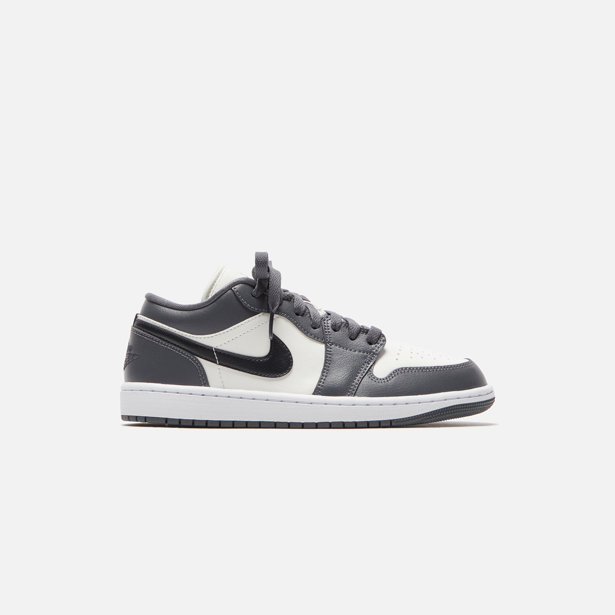 Nike WMNS Air Jordan 1 Low - Sail / Off Noir / Dark Grey / White