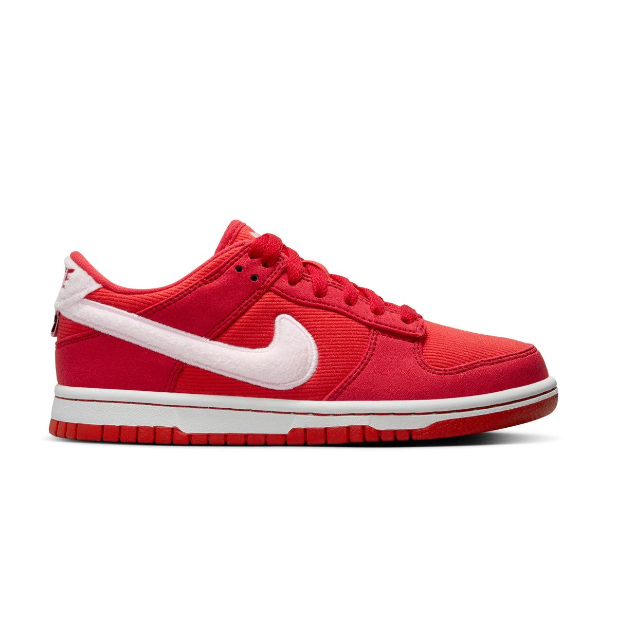 Kids Dunk Low 'Valentine’s Day'