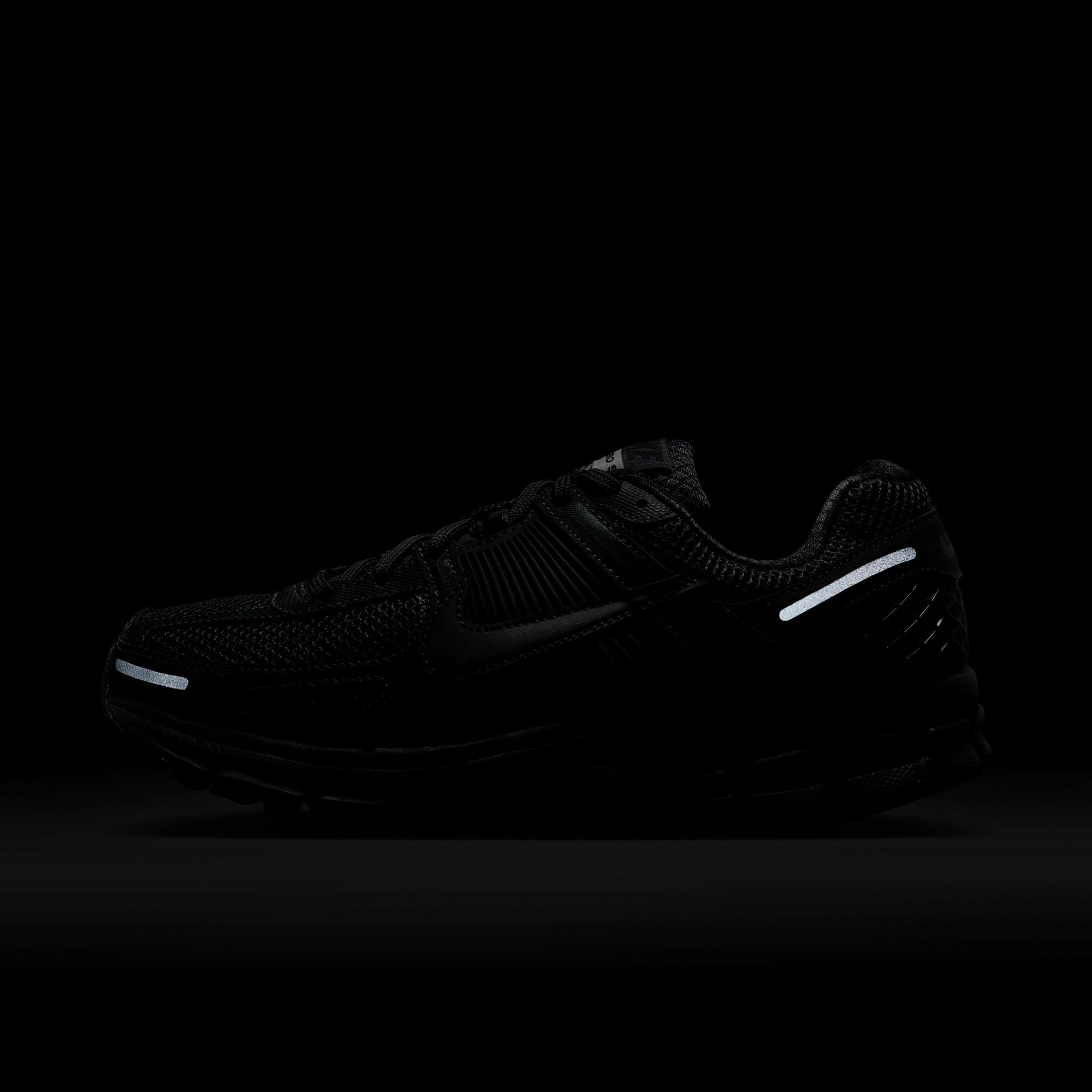 Nike Zoom Vomero 5 Black Black FQ7079-002