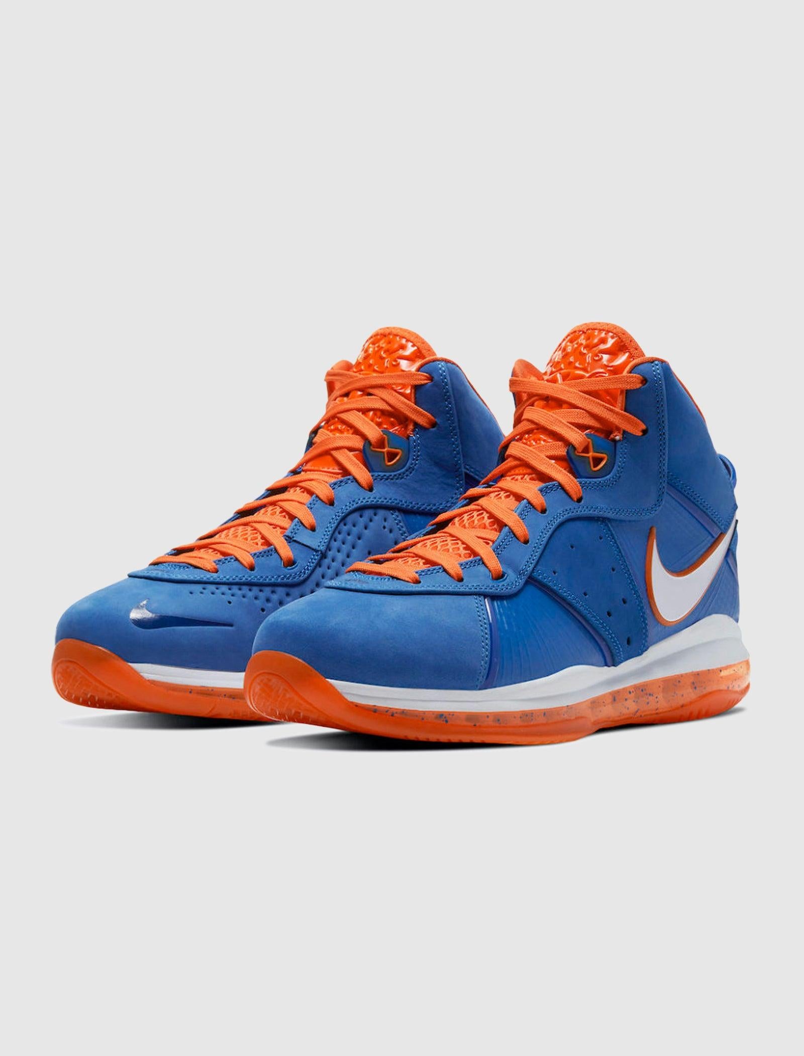 LEBRON 8 